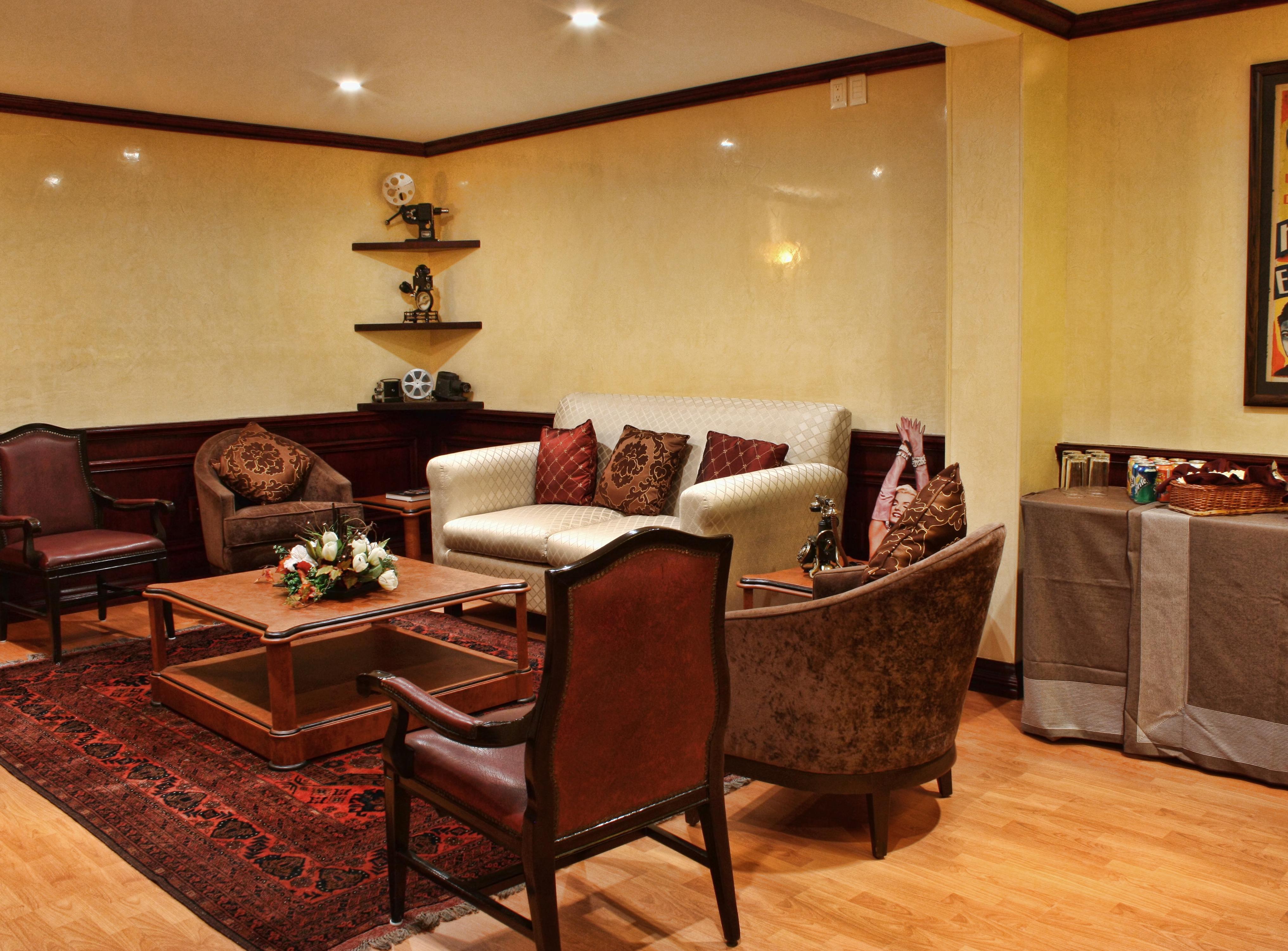 Hotel Geneve Cd De Mexico Bagian luar foto The lounge at the airport