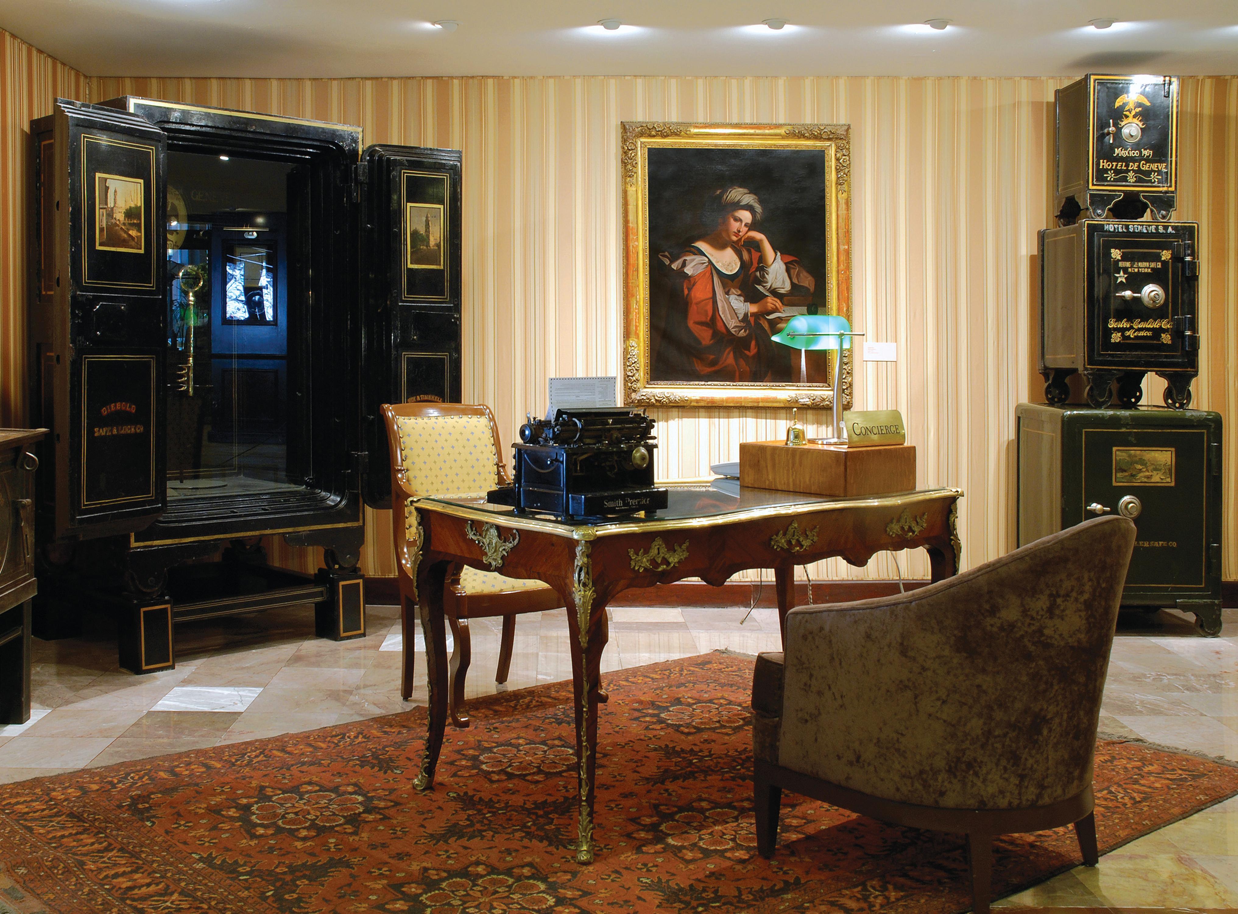 Hotel Geneve Cd De Mexico Bagian luar foto The study of the 10th Duke of Grafton