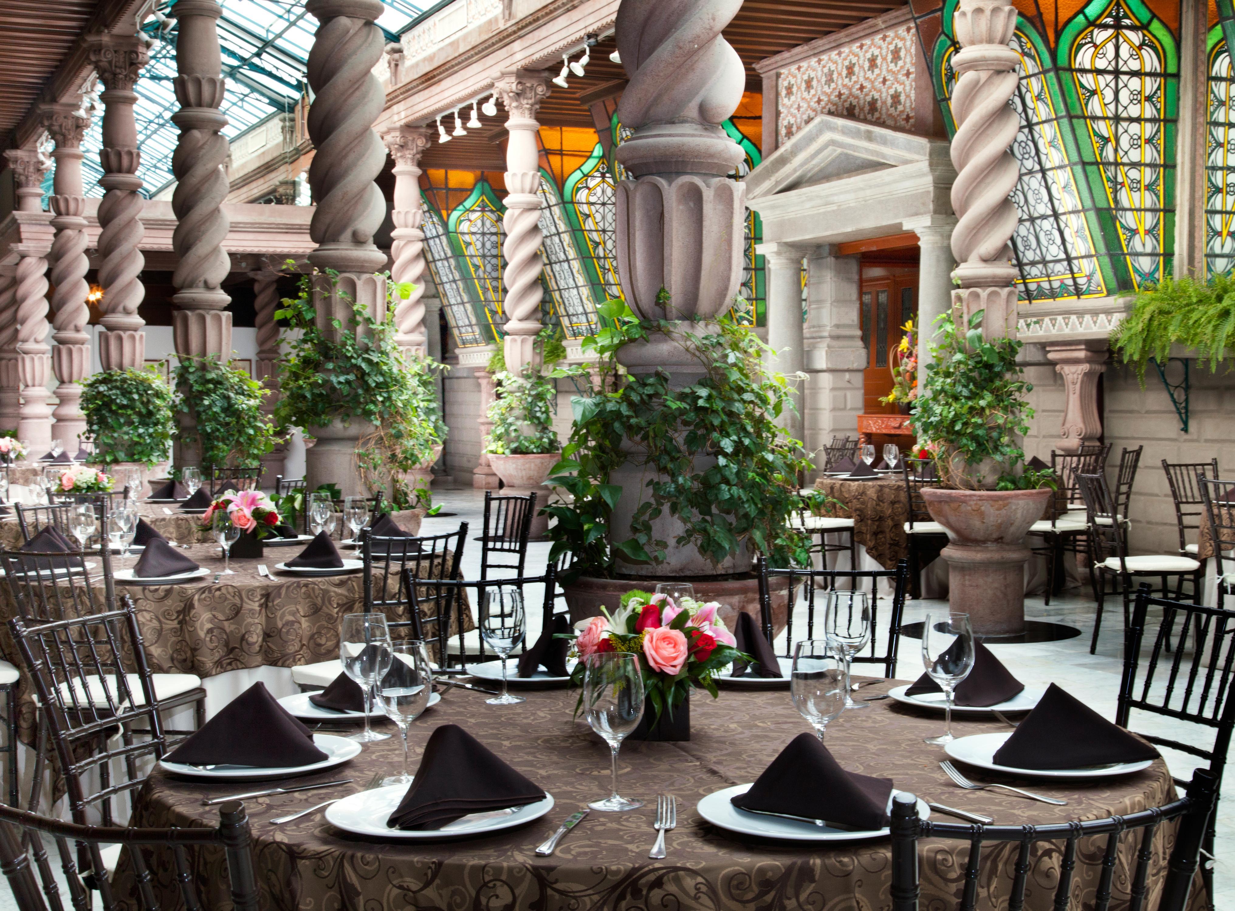 Hotel Geneve Cd De Mexico Bagian luar foto The Crystal Ballroom