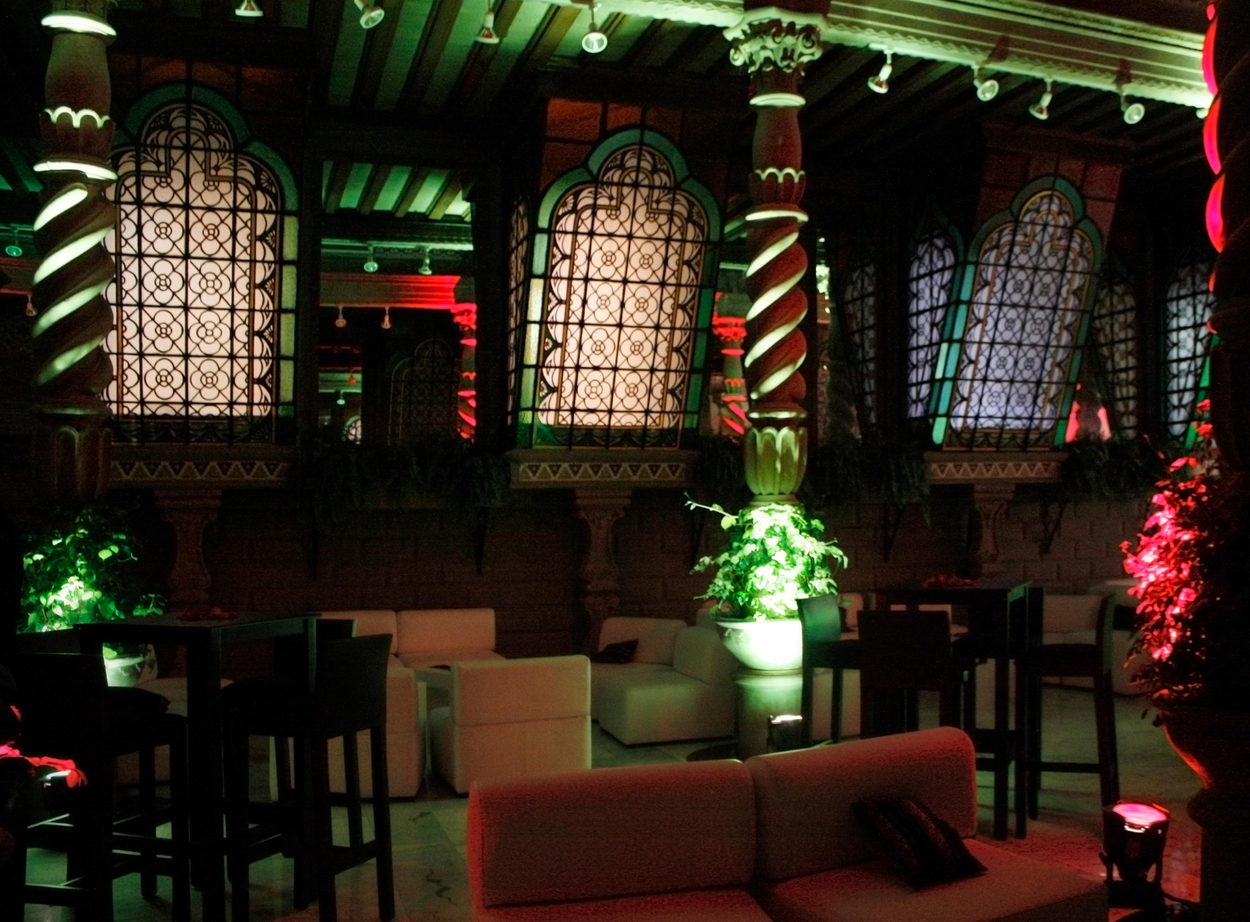 Hotel Geneve Cd De Mexico Bagian luar foto The interior of the nightclub